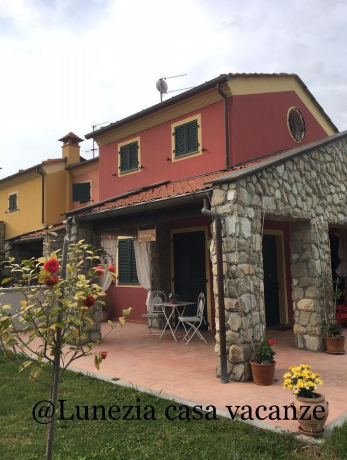 Villa Lunezia Sarzana Exterior foto