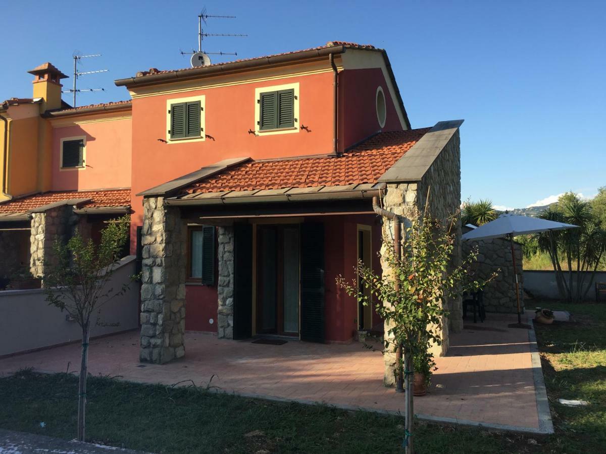 Villa Lunezia Sarzana Exterior foto